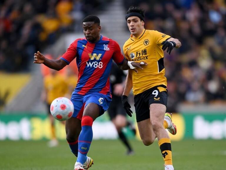 Raúl Jiménez ingresó de cambio al 63' en la derrota de los Wolves. Foto: Getty