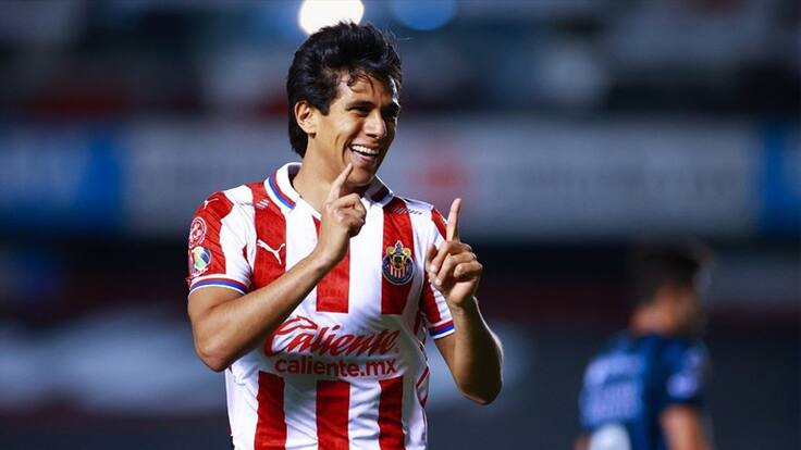 Macías reconoce que ha quedado a deber en Chivas